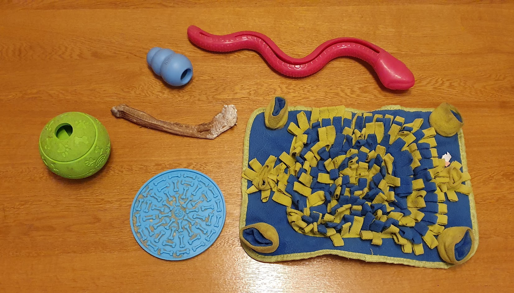Enrichment and chew toys for puppies